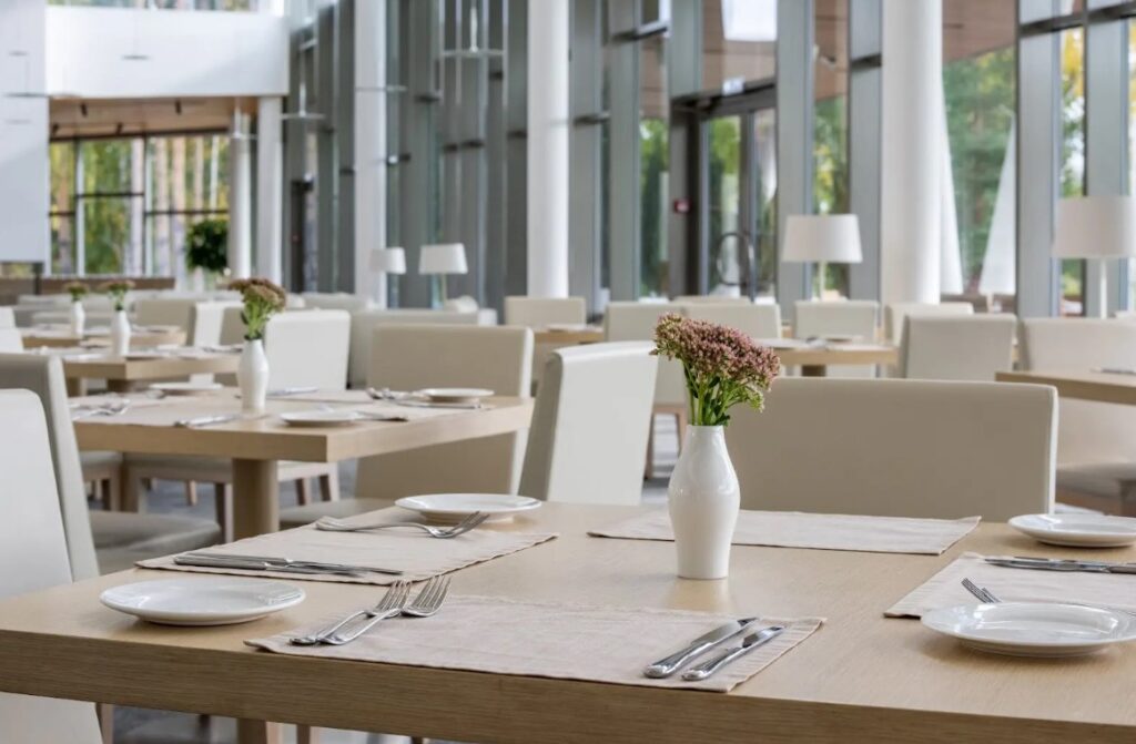 pulizia-ristorante-servizio